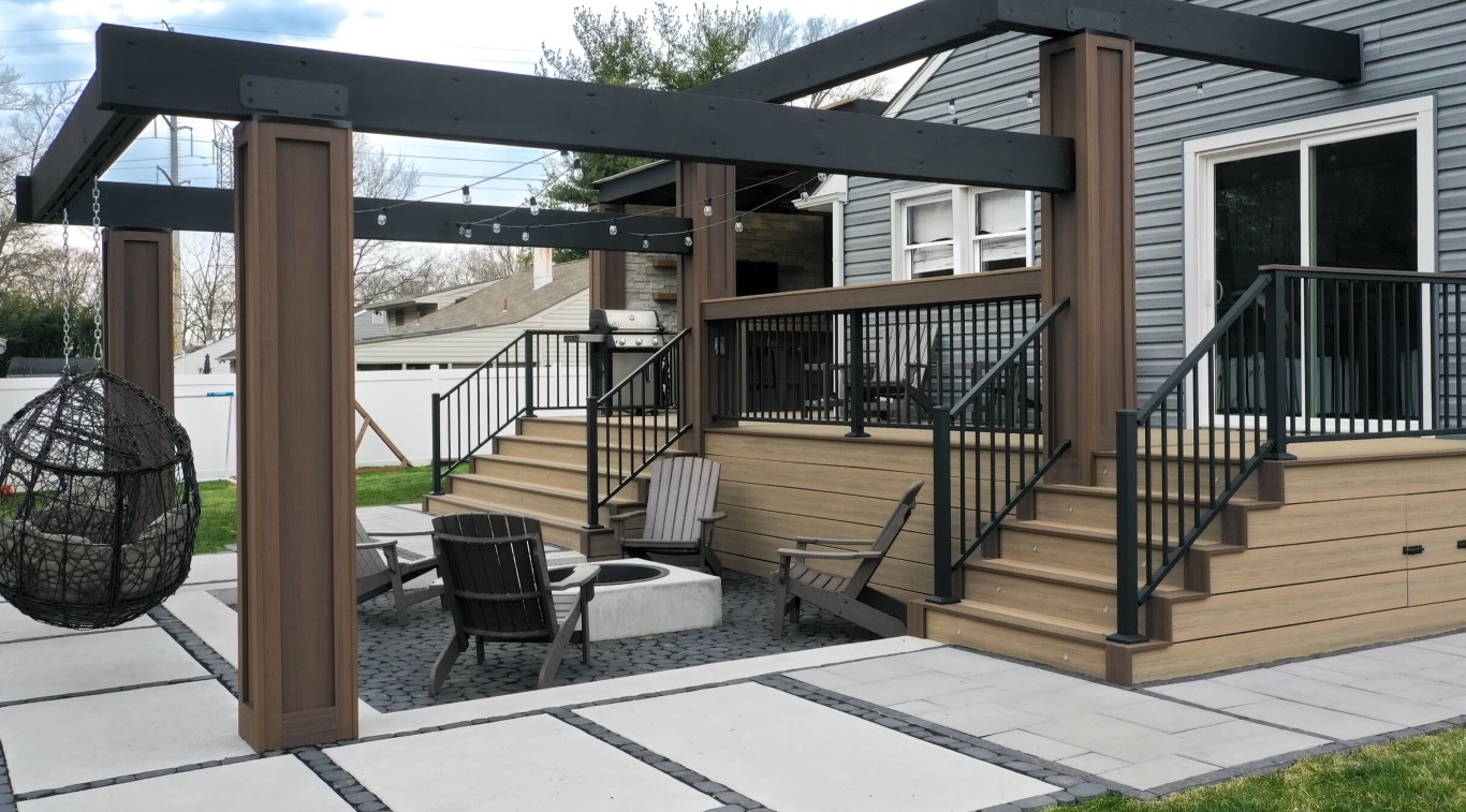 Beautiful custom deck with pergola in Merced, CA